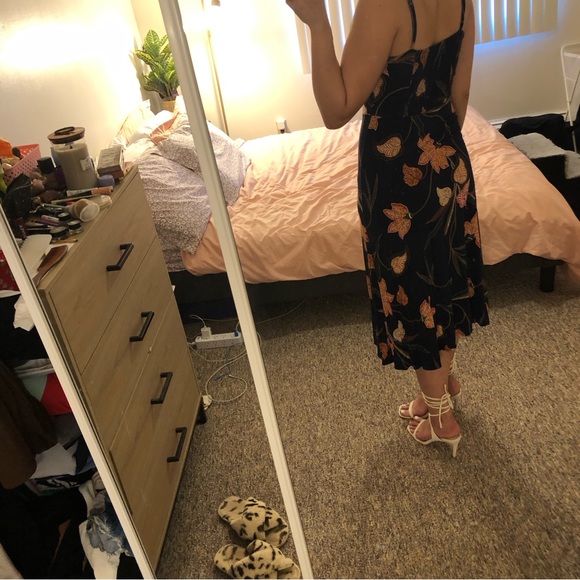 Loft floral midi dress size 4 - Picture 2 of 4